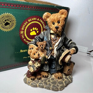 Boyds Bears & Friends Uncle Gus and Gary The Gift... Bear Figurine 1997 Boxed